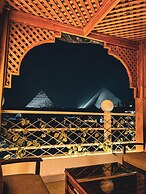 Jimmy Pyramids Hotel
