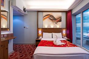 Tanha Hotel