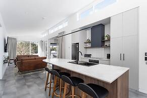 Clare Hillside Apartments
