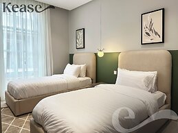 Yasmin S-11 Royal Touch Balcony GZ81