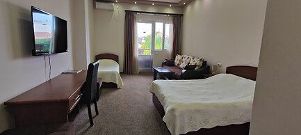 Areg boutique hotel