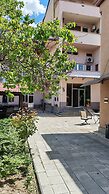 Areg boutique hotel