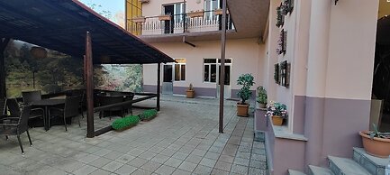 Areg boutique hotel