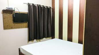 Goroomgo Sangam Palace Guest House Mathura