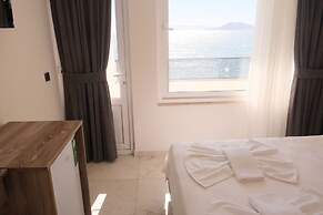 Sea Door Hotel