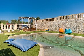 DON LEONARDO PRIVATE POOL VILLAS