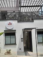 Hotel Puerta de San Cayetano
