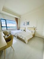 Island Sunset Hotel