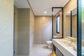 Villa The Kayu by GORO