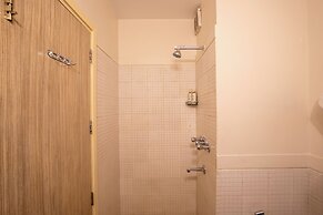 BedChambers Serviced Apartments Sector40