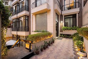 BedChambers Serviced Apartments Sector40