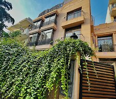 BedChambers Serviced Apartments Sector40