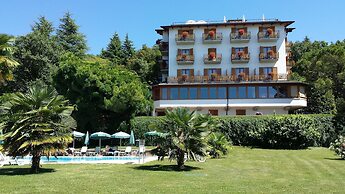 Hotel Diana