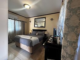 Makgadikgadi Lodge