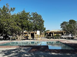 Makgadikgadi Lodge