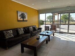 Makgadikgadi Lodge