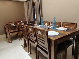 Sakthi Holiday's Inn