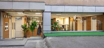 Tropica Inn Hotel