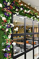 Tropica Inn Hotel