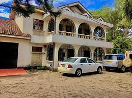Serengeti Unique Villa