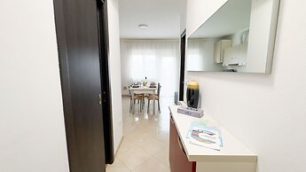 Esperia Apartment by Ca-sa Check