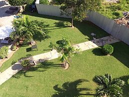 Luxury Oceanline Beachfront Apartments
