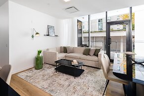 Smithe House