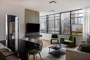 Smithe House