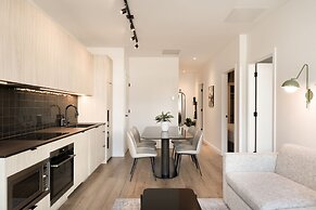 Smithe House
