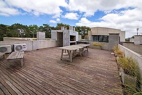 Oceana Suites Be House