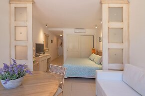 Oceana Suites Green Park
