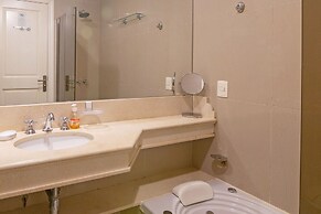 Oceana Suites Green Park