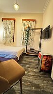 Callisto Pub & Kitchen & Hotel