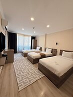 Rena Grand Residence & Suite
