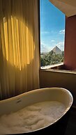 Palm Desert Pyramids Hotel