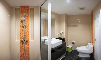 New Nordic Atrium by Apartwell