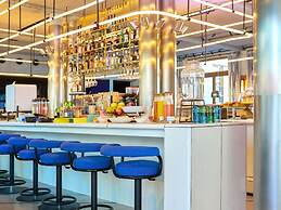 Tribe Paris Clichy