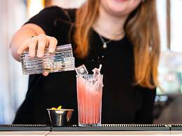 Tribe Paris Clichy