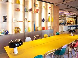 Tribe Paris Clichy