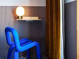 Tribe Paris Clichy