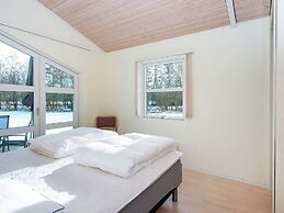 6 Person Holiday Home in Vemb-by Traum