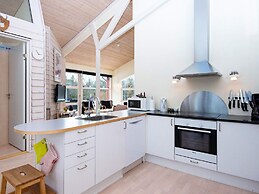 6 Person Holiday Home in Vemb-by Traum