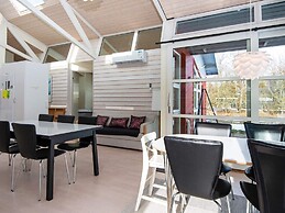 6 Person Holiday Home in Vemb-by Traum