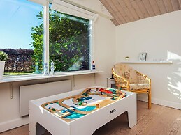 8 Person Holiday Home in Grenaa
