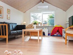 8 Person Holiday Home in Grenaa
