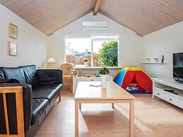 8 Person Holiday Home in Grenaa