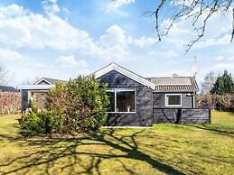 8 Person Holiday Home in Grenaa