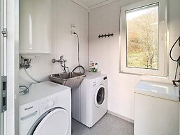 4 Star Holiday Home in Lonevag