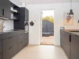5 Star Holiday Home in Vemb