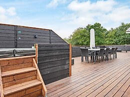 5 Star Holiday Home in Vemb
